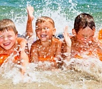 МЧС разрешило астраханцам купаться в 13 местах отдыха