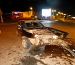 В Астрахани водитель выехал на красный свет и врезался в «десятку»