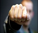 Пьяный астраханец сломал участковому нос