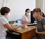 Астраханское здравоохранение: обеспеченность населения врачами остается выше, чем в среднем по России