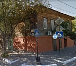 В центре Астрахани сгорел аварийный дом