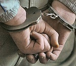 Астраханец чуть не задушил свою девушку за ее желание расстаться