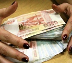 Начальник отделения астраханской почты присвоила себе деньги, предназначенные для детей из многодетной семьи