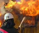 В Астрахани пожар в жилом доме чуть не унес две жизни