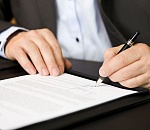 Замглавы Камызякского района осуждён за строительство дефектных квартир