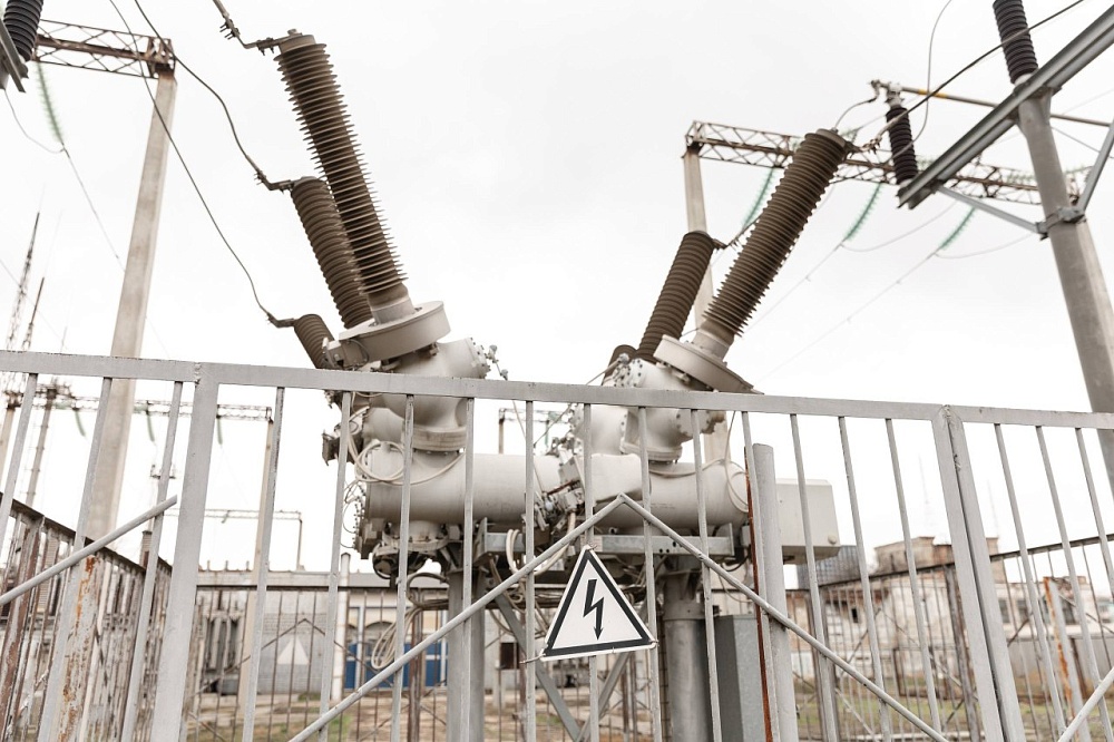 Тарифы под контроль: астраханские депутаты поддержали поправки в федеральный закон об электроэнергетике