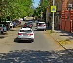 На участке в центре Астрахани временно меняют схему движения