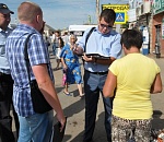 В Астрахани мэрия и полиция проверяют местные рынки