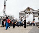 Сотни астраханцев начали первое утро нового года с пробежки