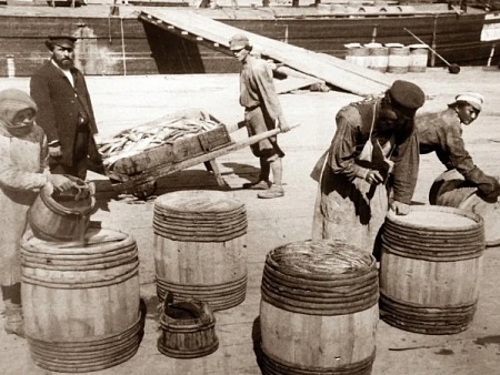 Чем жили. Астраханский «разгуляй» - четыре кило пшена в месяц