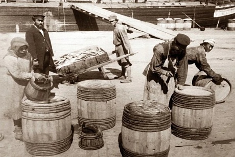 Чем жили. Астраханский «разгуляй» - четыре кило пшена в месяц