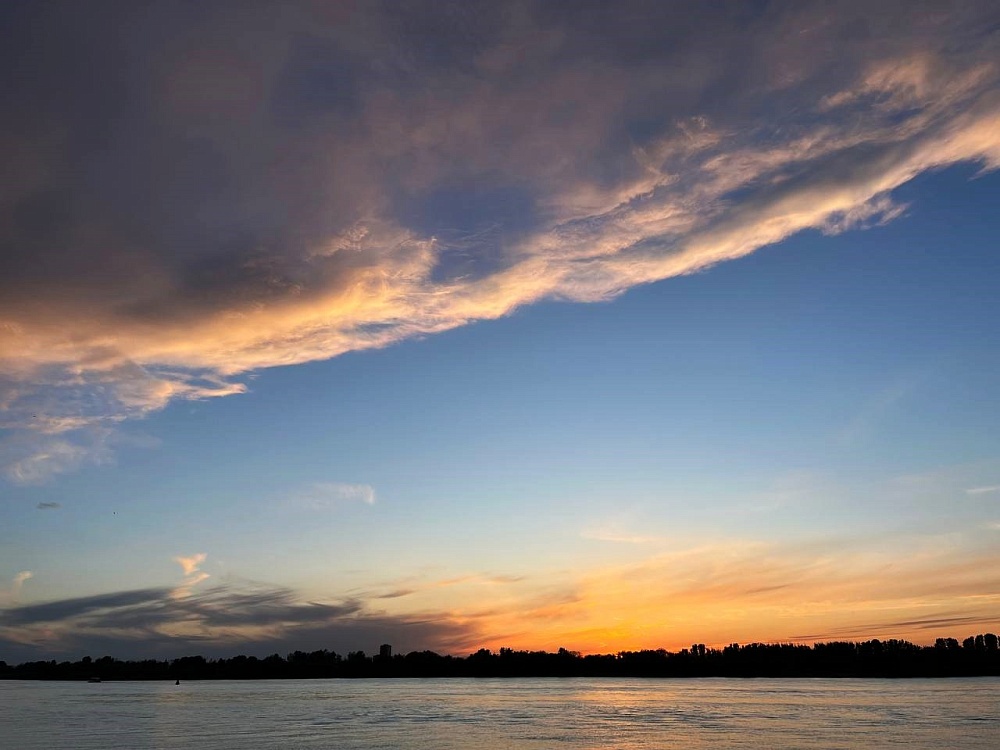 Завтра в Астраханской области местами будет встречаться дождь