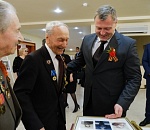 Не позволим исказить историю, написанную кровью: Игорь Бабушкин поздравил астраханцев с Днем Победы