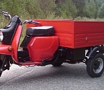 Несовершеннолетний астраханец сел на "Муравья" и врезался в забор