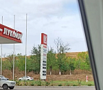 Астраханский топливный вентиль приоткрыли ещё: сеть «Лукойл» возобновляет работу городских АЗС