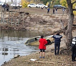 В селе на дне реки нашли машину с пропавшим в конце августа астраханцем