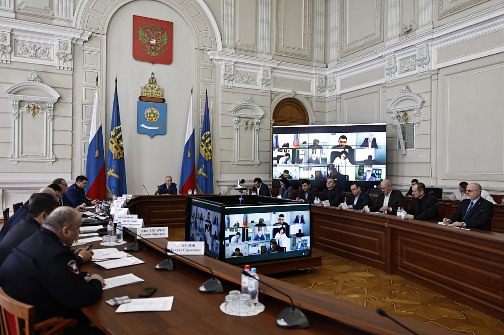 За рыболовами-любителями в Астраханской области будут следить четыре структуры