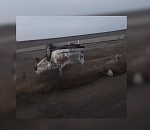 В Астрахани иномарка принакрылась бетонным столбом. Видео