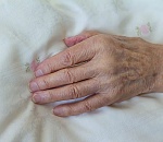 92-летняя астраханка скончалась от коронавируса