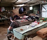 Пятеро мигрантов, работавших под Астраханью, жили в нечеловеческих условиях