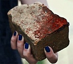 Вражда астраханцев закончилась игрой "Догони меня кирпич"