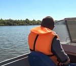 В Астрахани очевидцы спасли тонущего мужчину