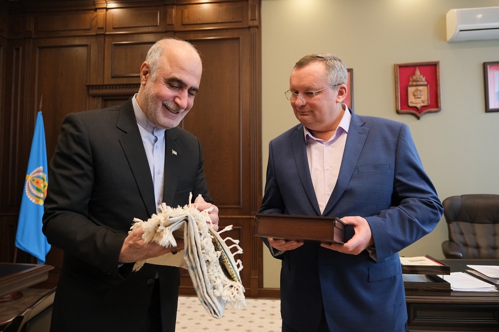 Игорь Мартынов и Генеральный консул Ирана обсудили развитие коридора «Север-Юг»