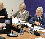 Леонид Огуль провел онлайн-прием жителей Черноярского и Харабалинского районов