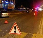 Астраханец, лишенный прав, сбил водителя, толкавшего свое авто из-за закончившегося бензина