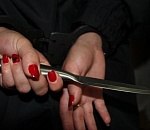 Жительницу Астраханской области обвиняют в убийстве молодого мужчины