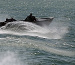 Астраханца-браконьера выследили в Каспийском море на вертолете