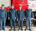 В Астрахани пожарные спасли мужчину из квартиры, горевшей на 11-ом этаже