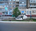 Под Астраханью опрокинулась иномарка: за рулем находилась пьяная 25-летняя девушка без прав