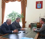 Сергей Морозов и Андрей Мельниченко обсудили планы по развитию астраханской газодобычи