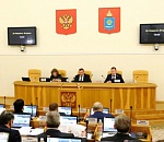 Почему главную награду Астраханской области не отдали на откуп обладминистрации?