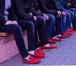 Астраханец сбежал из магазина, украв «модные красные мокасины»