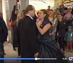 Оперные певцы устроили флешмоб в астраханском торговом центре 