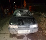 В Астрахани водитель сбил двух сестер и, бросив машину, скрылся