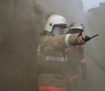 Спасателям понадобился час, чтобы потушить крупный пожар в центре Астрахани