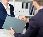 Три четверти астраханцев тродоустроились по рекомендациям сослуживцев