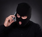 Лжесотрудники банка обманули астраханку на 300 тысяч