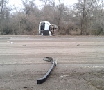 В Астраханской области опрокинулся микроавтобус: пострадало четыре человека