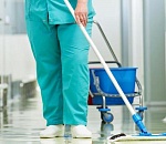 Астраханка заплатила 60 тысяч, чтобы устроиться на работу санитаркой