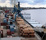 Астраханские порты продолжают отставать по грузообороту в России