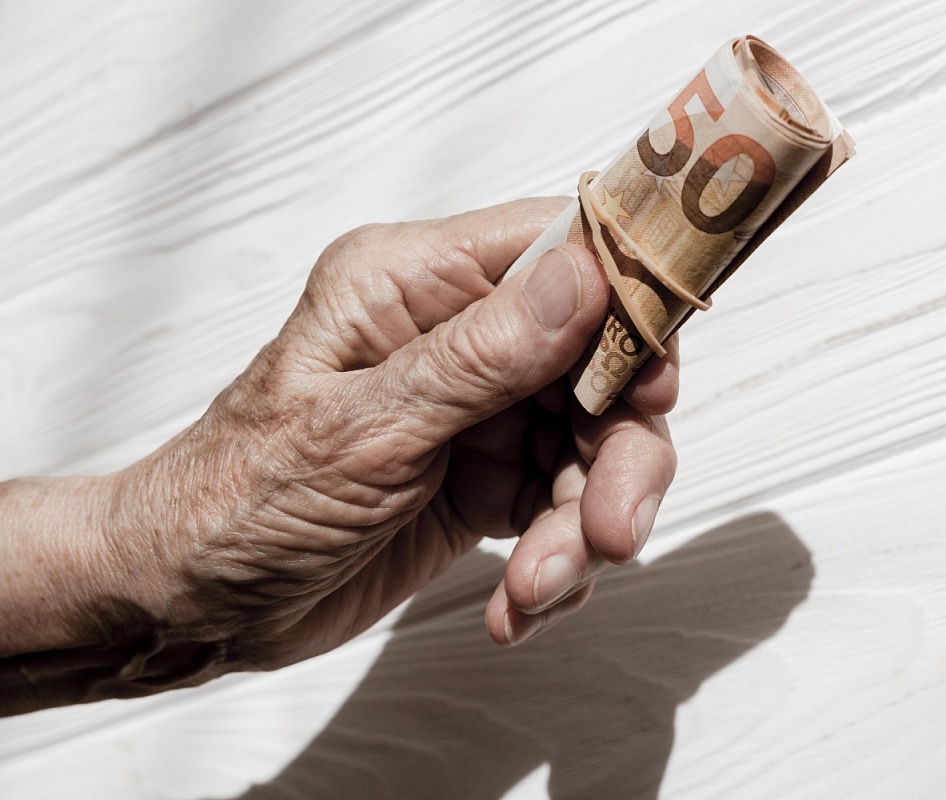 Приезжий пытался «купить» астраханского пограничника за полмиллиона рублей 