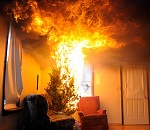 В Астрахани из горящей квартиры эвакуированы 3 человека, спасён полуторагодовалый ребенок