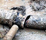 В Астрахани весь день идет ликвидация серии аварий на сетях водопровода