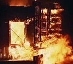 На западной окраине Астрахани при пожаре в двухэтажном доме пострадал подросток