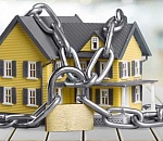 Судебные приставы арестовали имущество астраханцев на два миллиарда