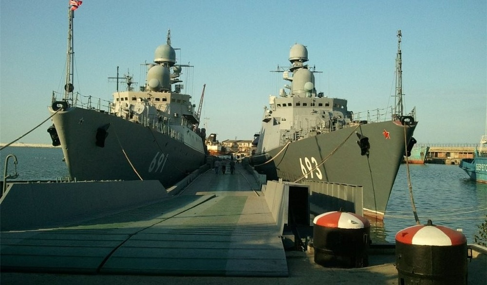 Боеготовность Каспийской флотилии проверили - внезапно